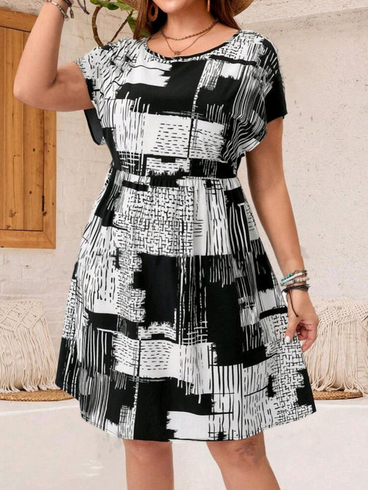 Black & White Vintage Print Bat Wing Sleeve Plus Size Dress
